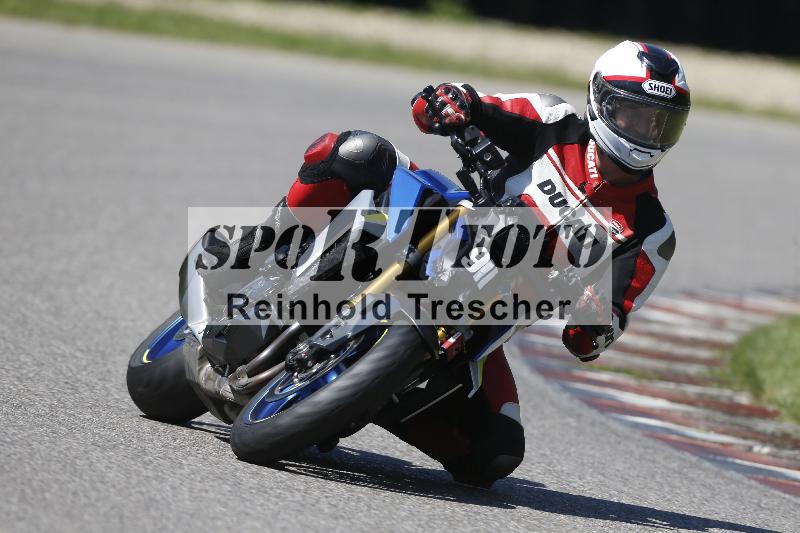 /12 30.04.2025 Speer Racing ADR/Gruppe gruen/911